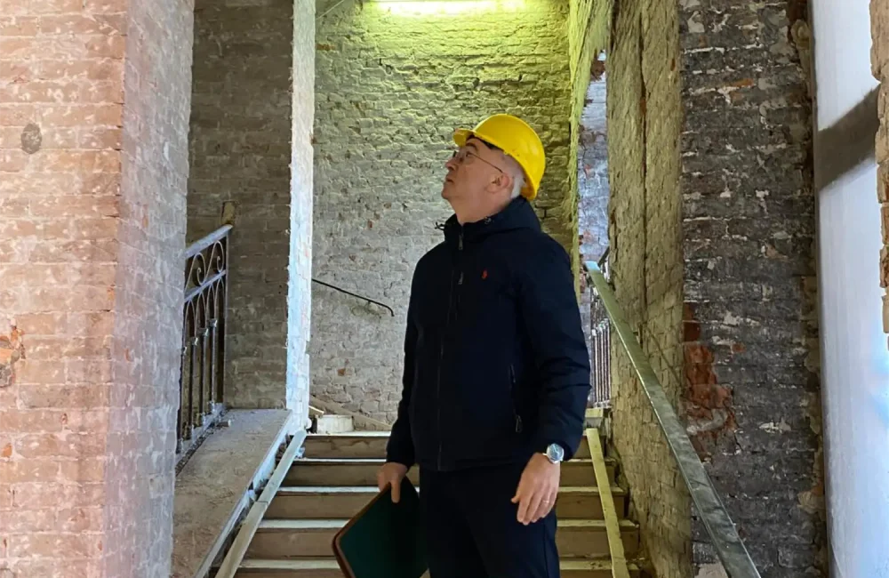 PHOTO-2025-06-17-18-11-42 2