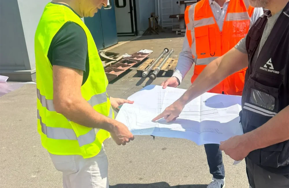 PHOTO-2025-06-17-18-11-42 4